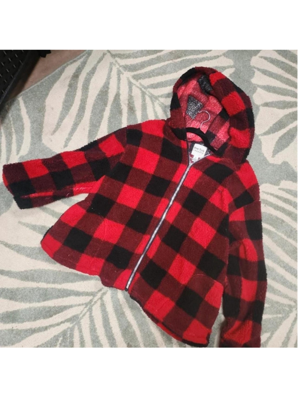 New York Laundry red and black plaid polyester fleece jacket in a 2X #winterjack
